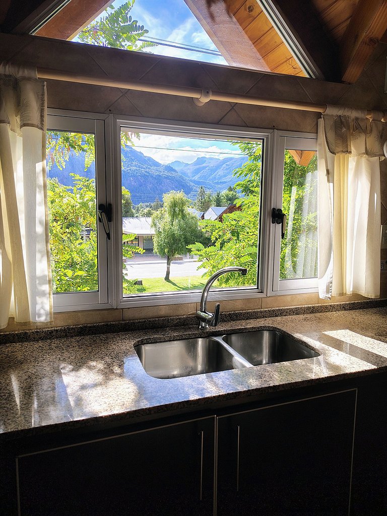 Departamento céntrico con vista a la cordillera, Mi Casa Tu